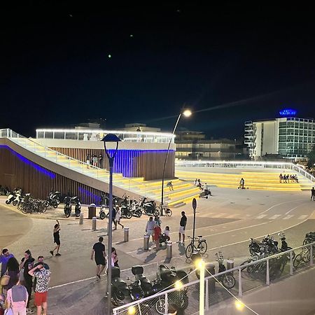 Hotel Columbia Frontemare Rimini Luaran gambar
