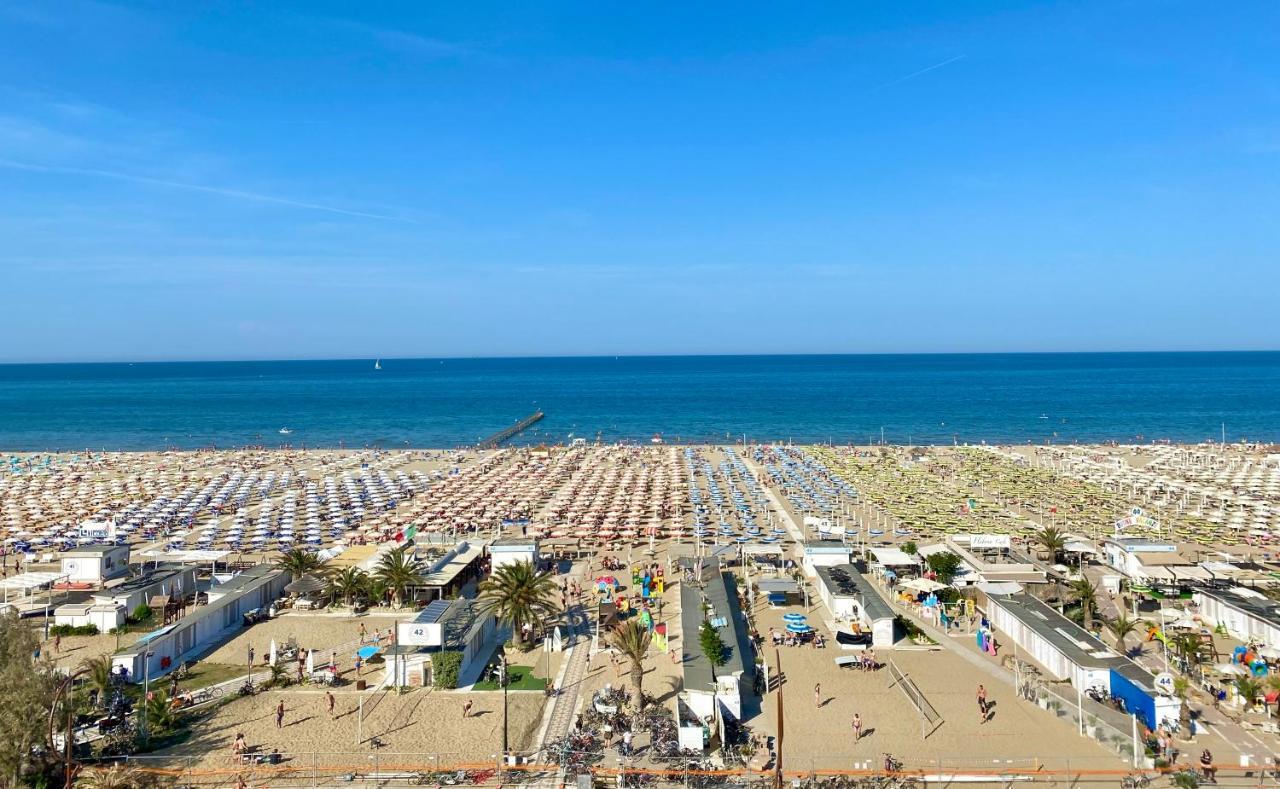 Hotel Columbia Frontemare Rimini Luaran gambar